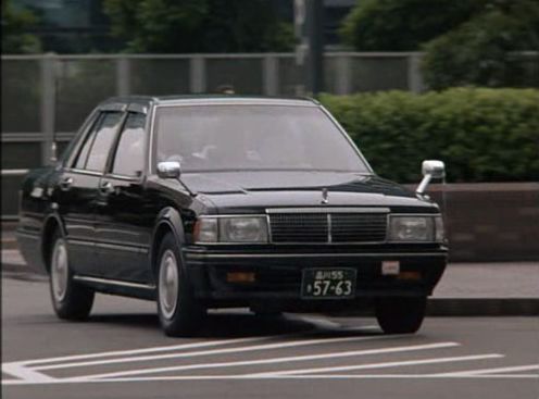 Nissan_cedric_1987_original