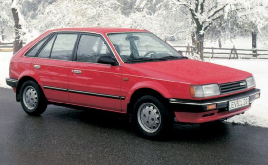 Mazda_323_hatchback_5_door_1985_original