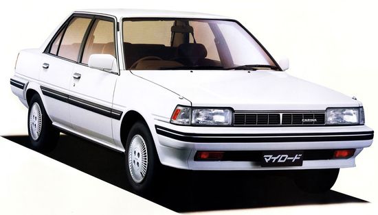 Toyota_carina_sedan_1986_original